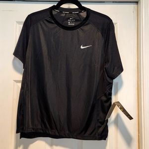 Nike dry-fit running top